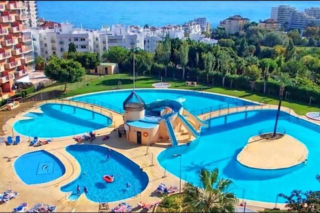 Apartamento 1 Dormitorio Con Vistas Edificio Jupiter بينالماذينا المظهر الخارجي الصورة